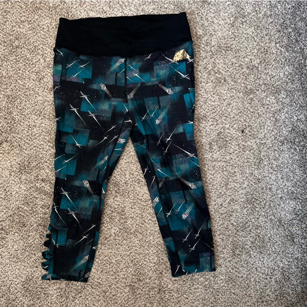 Capri length legging